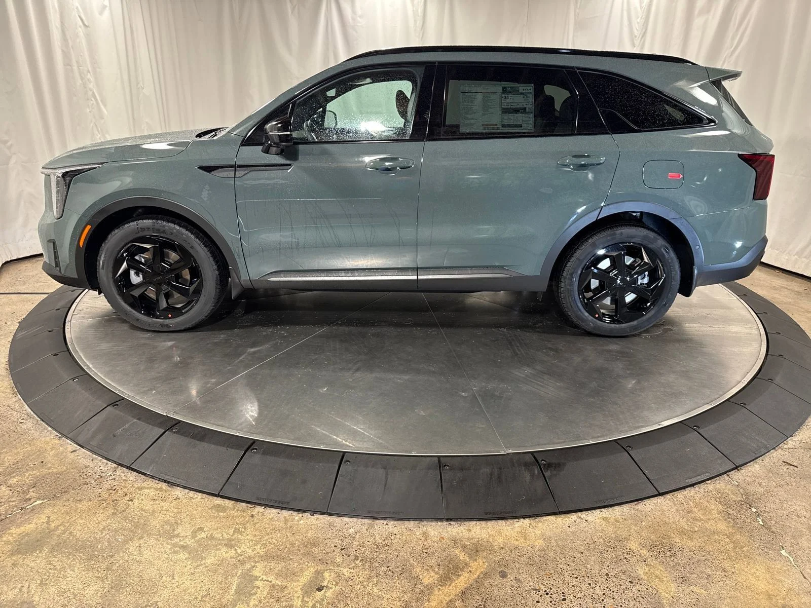 New 2026 Green Kia X-Line SX Prestige image 3