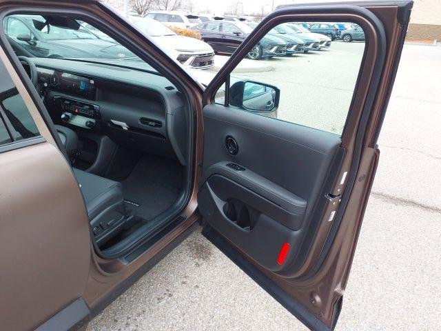 New 2026 Earthy Brass Matte Hyundai XRT Pro image 33