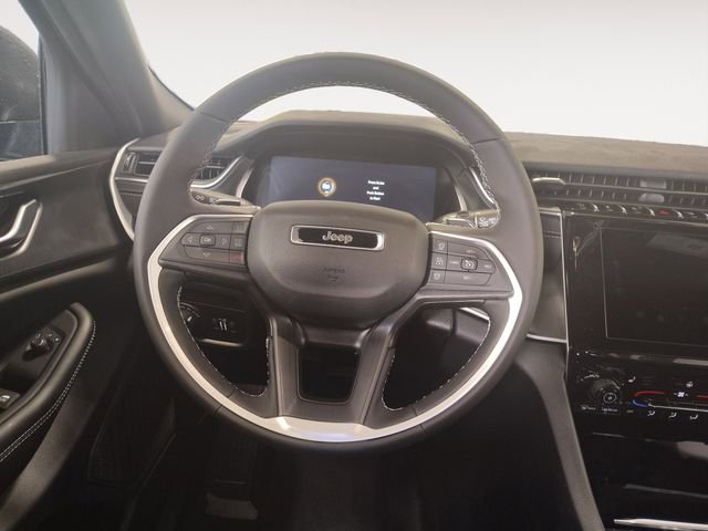 2025 Jeep Grand Cherokee Laredo - Photo 12