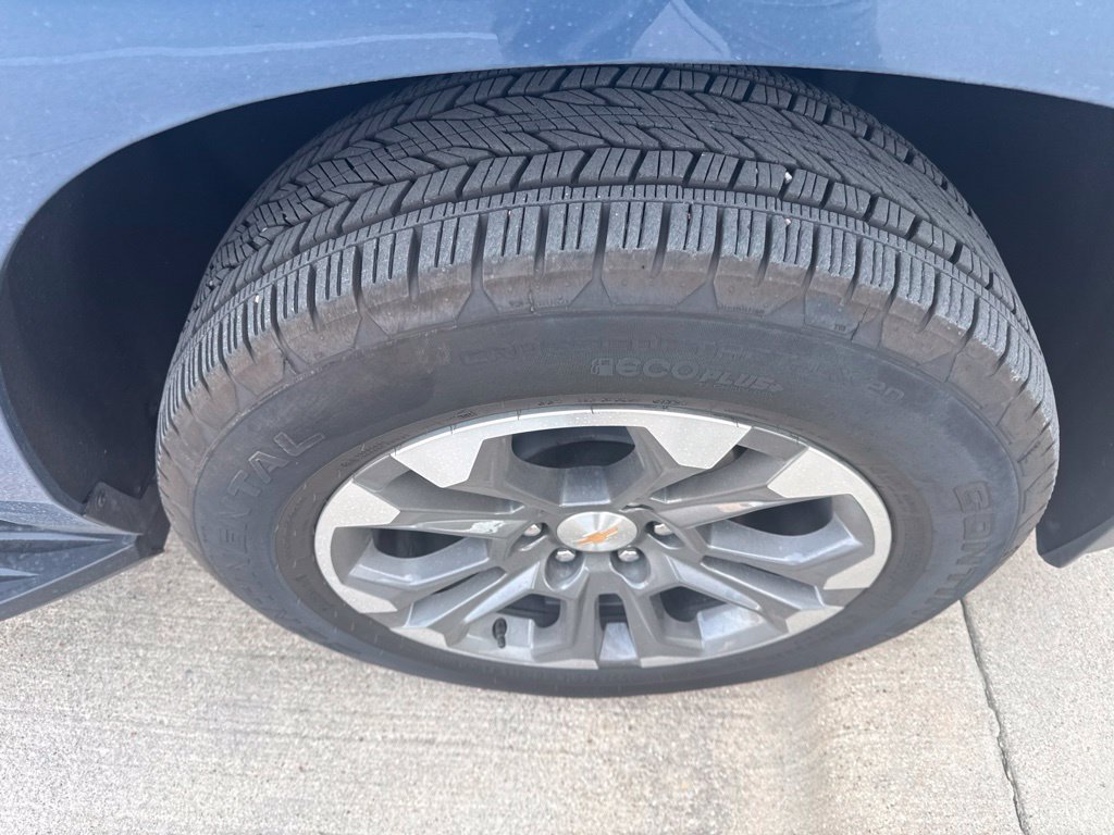 Used 2025 Blue Chevrolet LS image 5