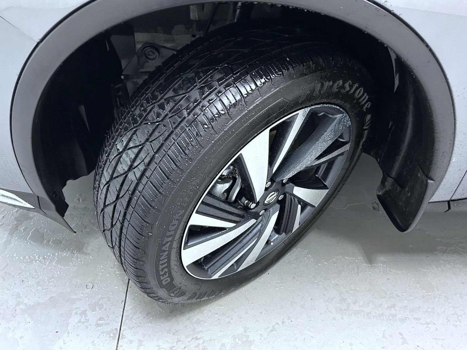 Used 2022 Gray Nissan SL image 23