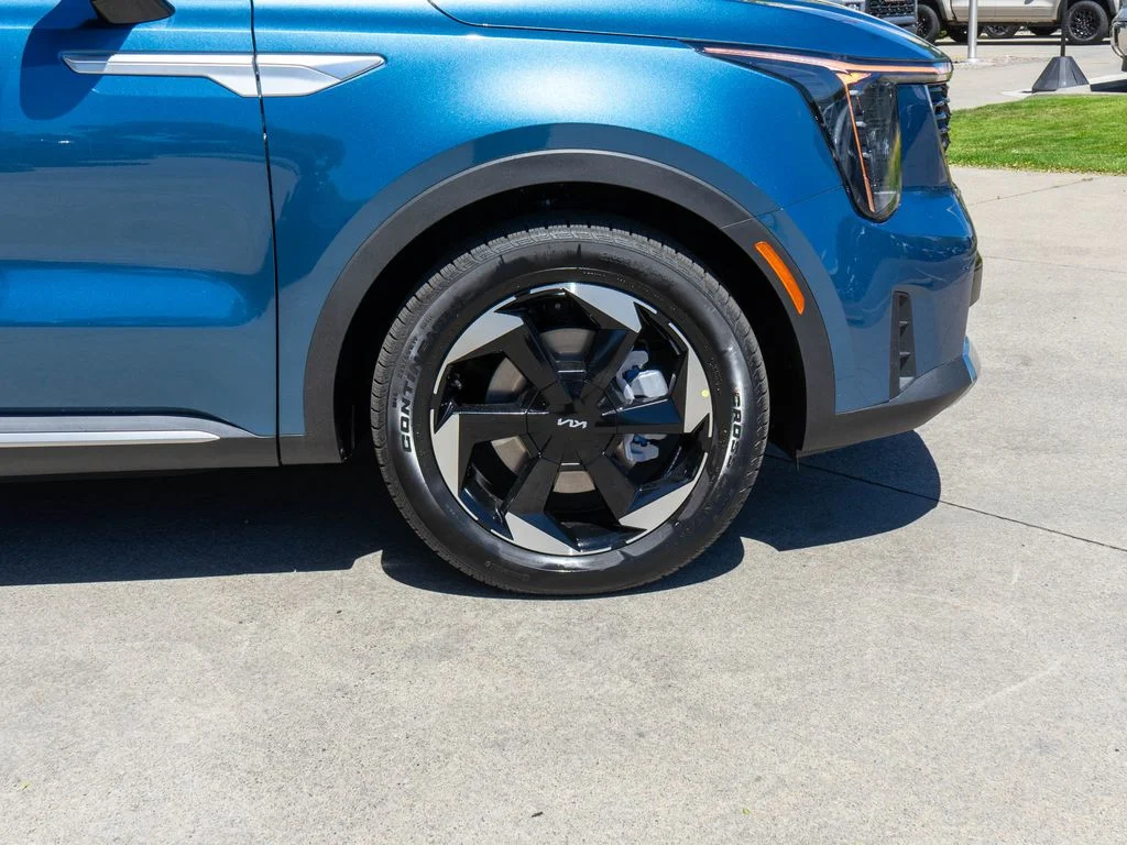 New 2026 Mineral Blue Kia EX image 34