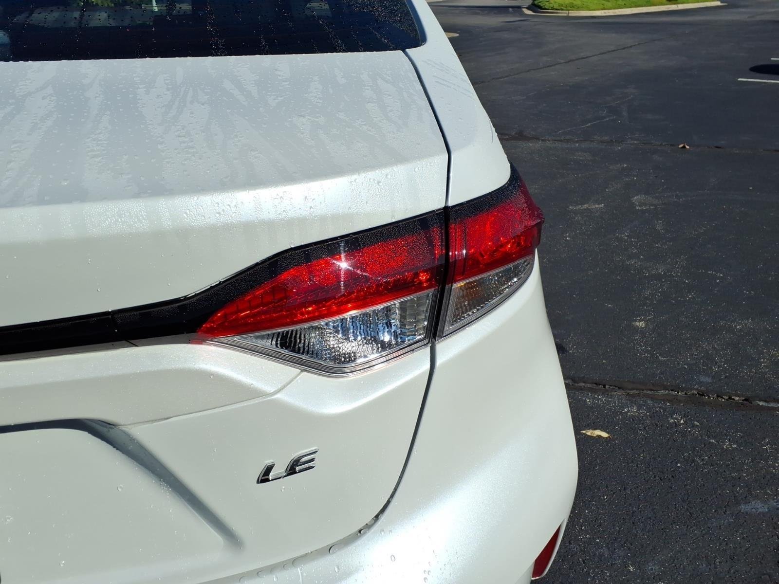 Used 2026 Wind Chill Pearl Toyota LE image 16