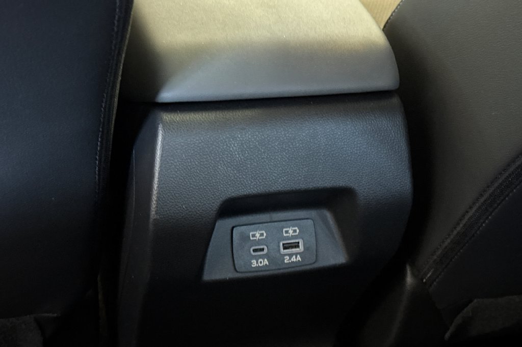 Used 2024 Sapphire Blue Pearl Subaru Premium image 16