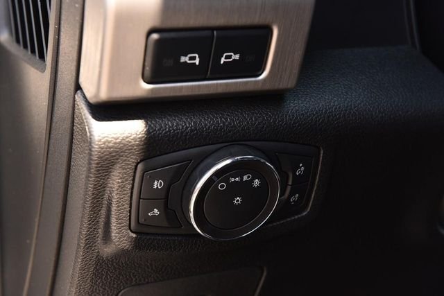 Used 2017 Silver Ford Platinum image 13