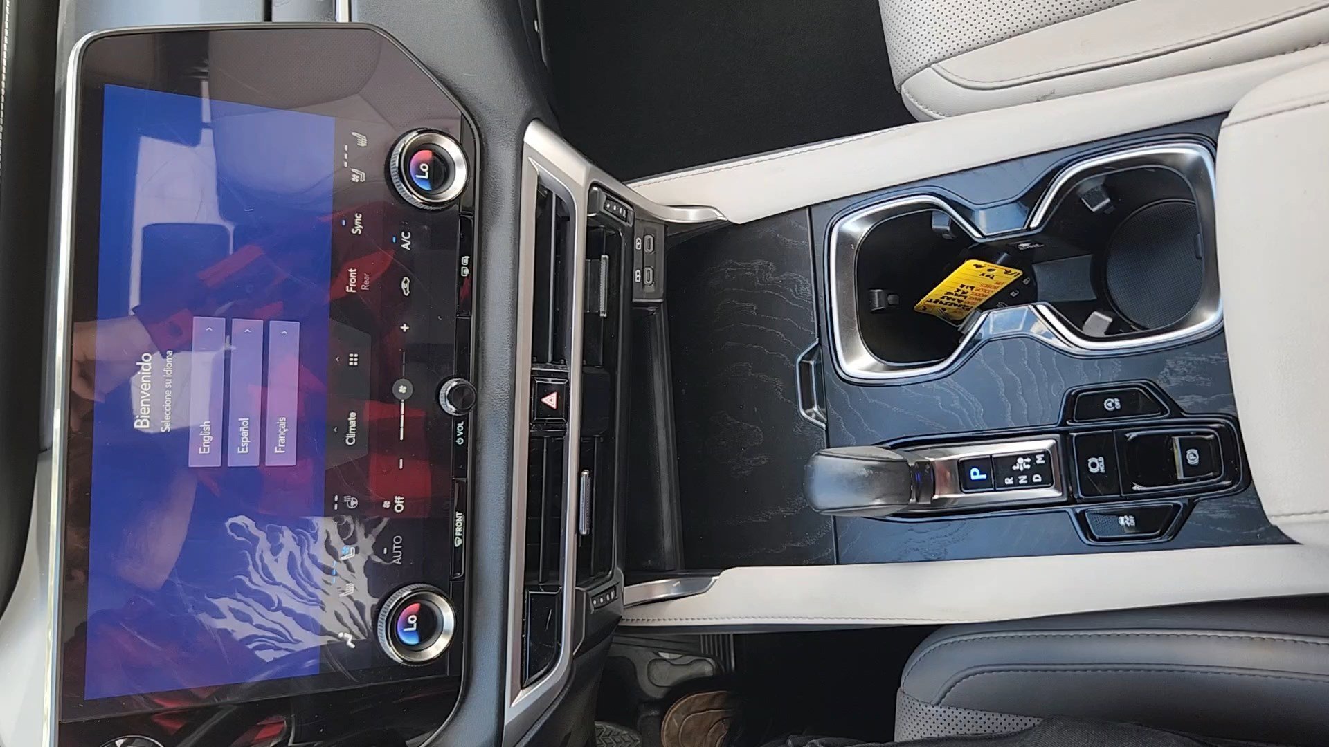 2023 Lexus RX 350 - Photo 16