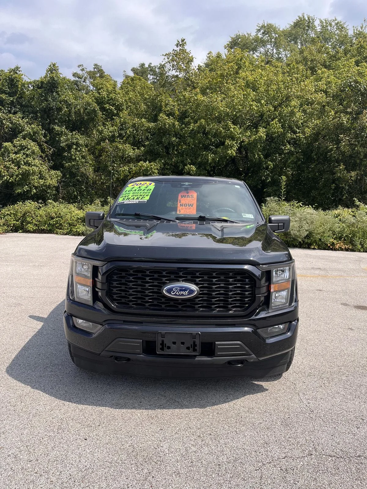 Used 2023 Black Metallic Ford XL image 3
