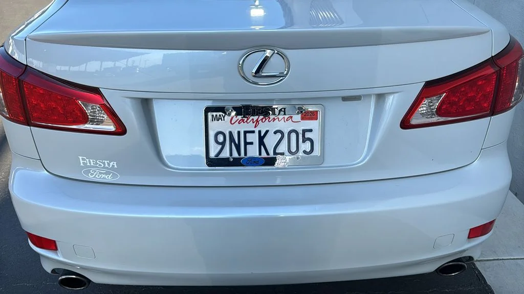 Used 2011 White Lexus 250 image 7