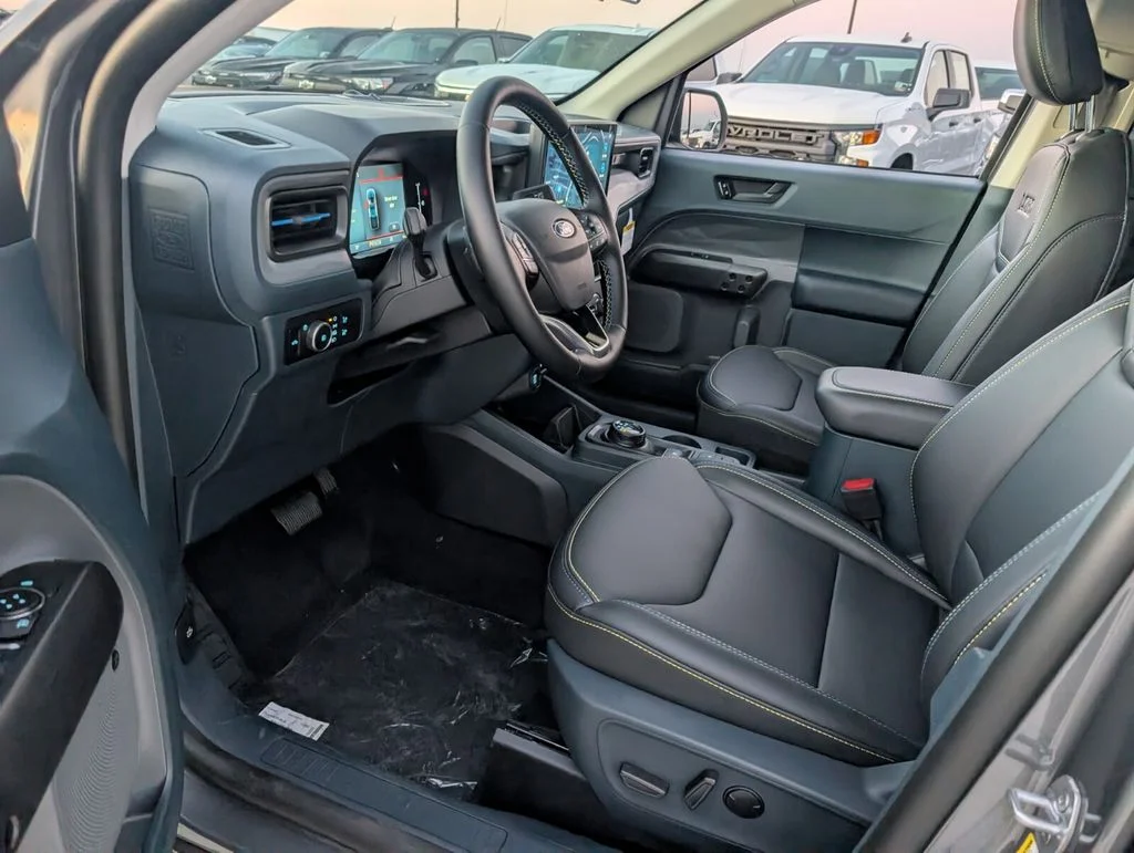 New 2026 Carbonized Gray Metallic Ford Lobo™ image 6