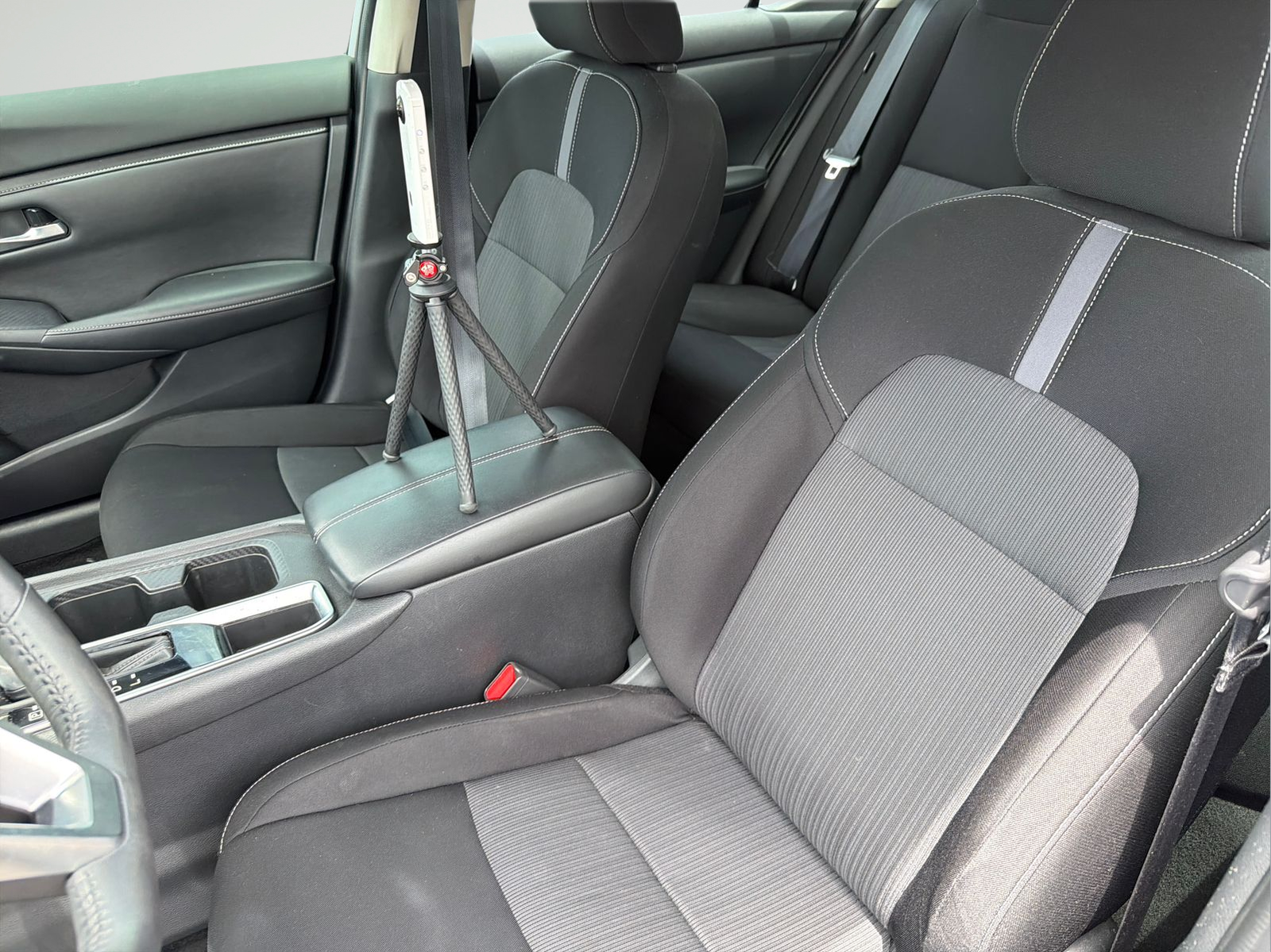 Certified Used 2021 Silver Nissan SV image 30