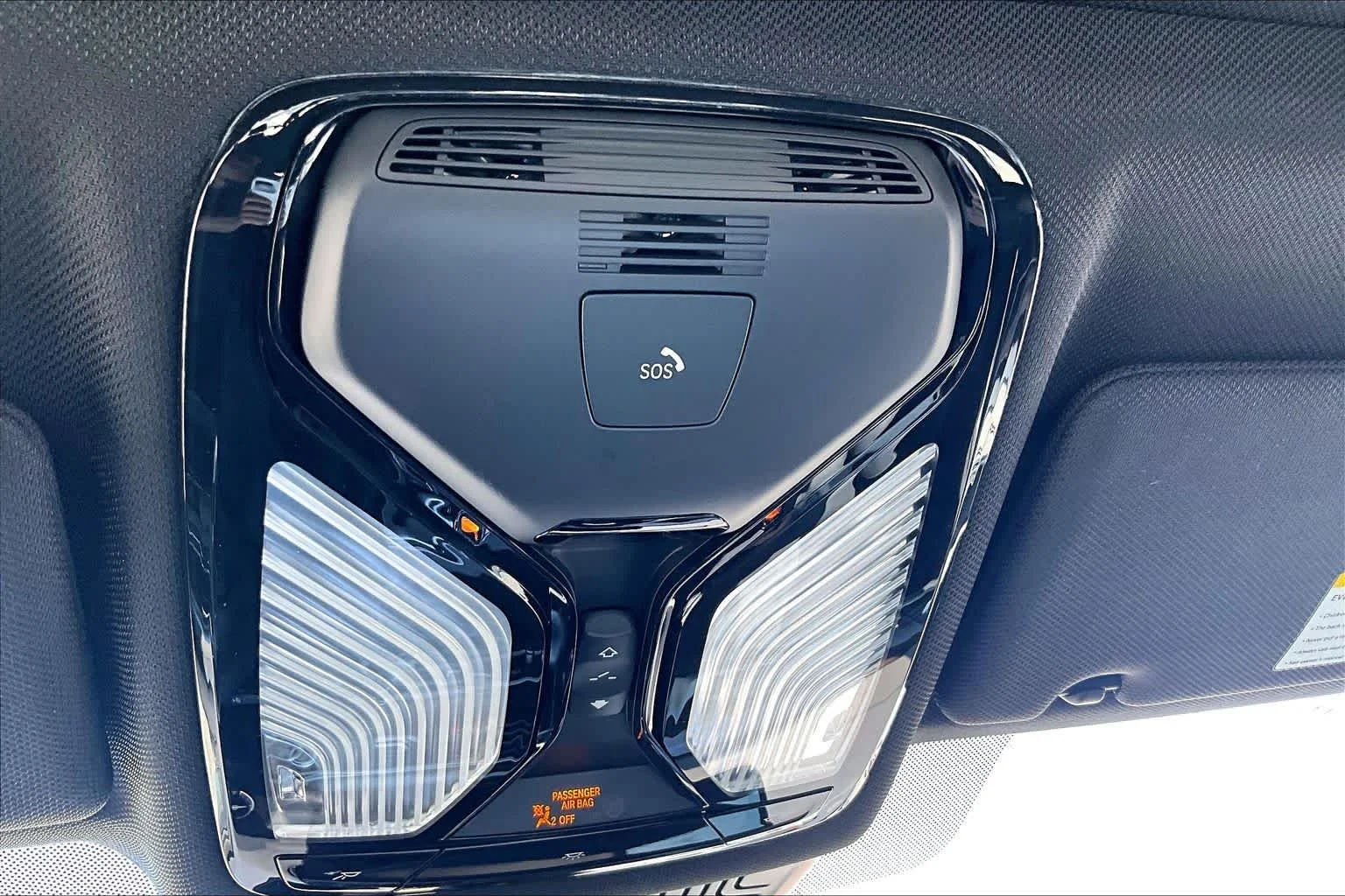 Used 2019 Black Sapphire Metallic BMW 530i xDrive image 33