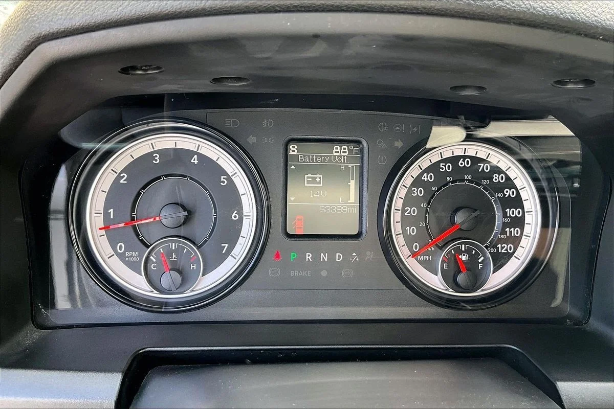 Used 2022  Ram Tradesman Crew Cab 4x2 5