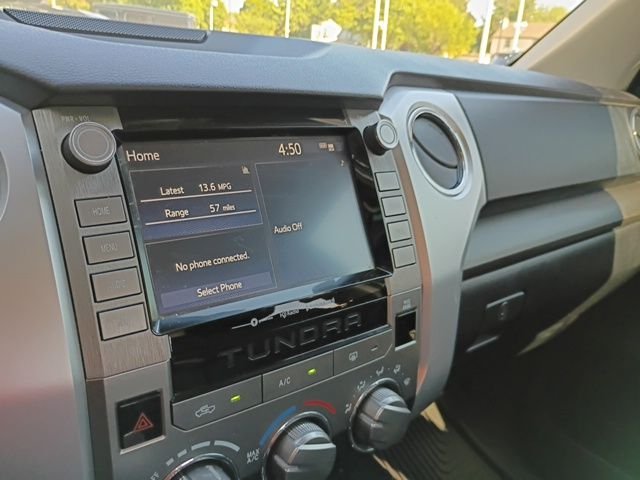 Used 2021 White Toyota SR5 image 13