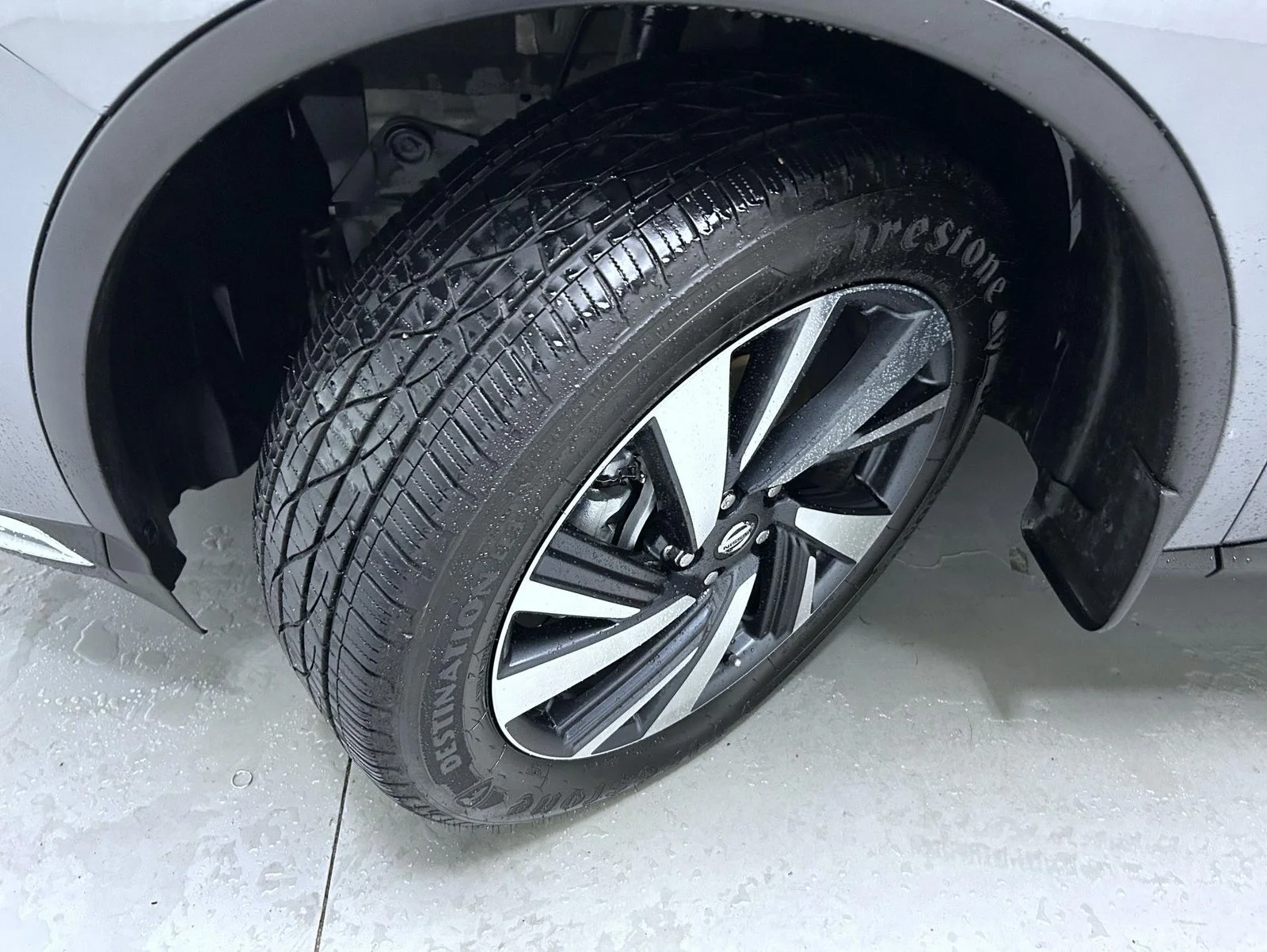 Used 2022 Gray Nissan SL image 23