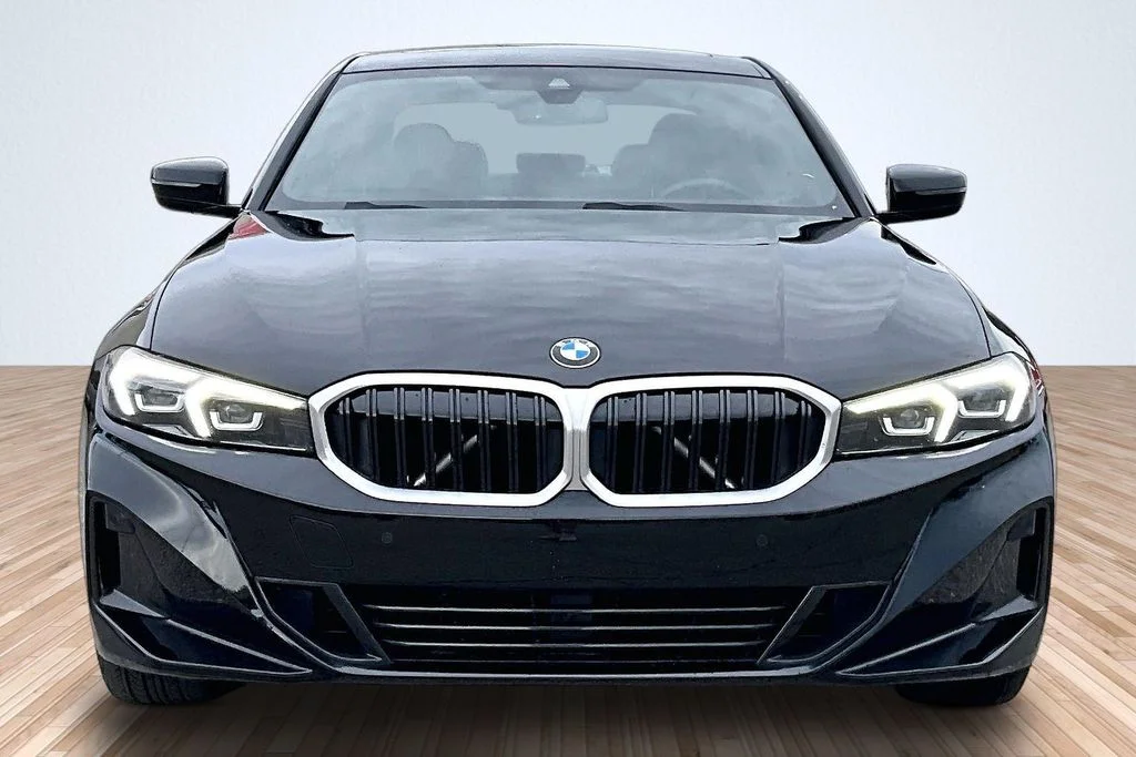 Used 2024 Black BMW 330i image 3