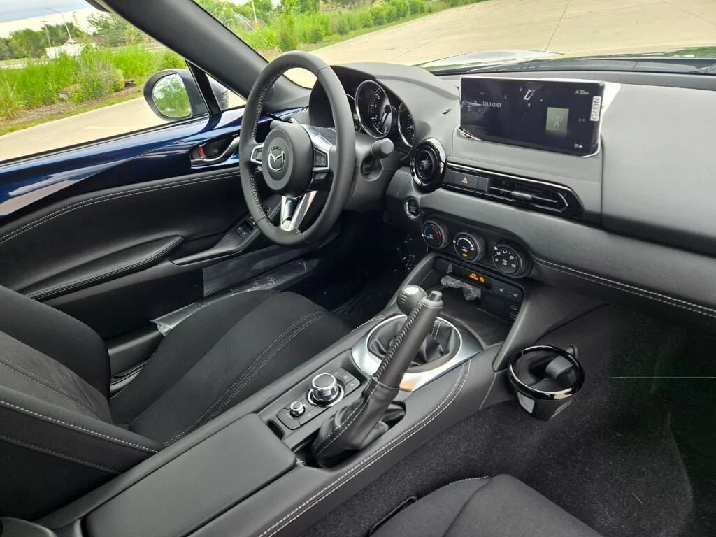 2026 Mazda MX-5 Miata Club - Photo 5