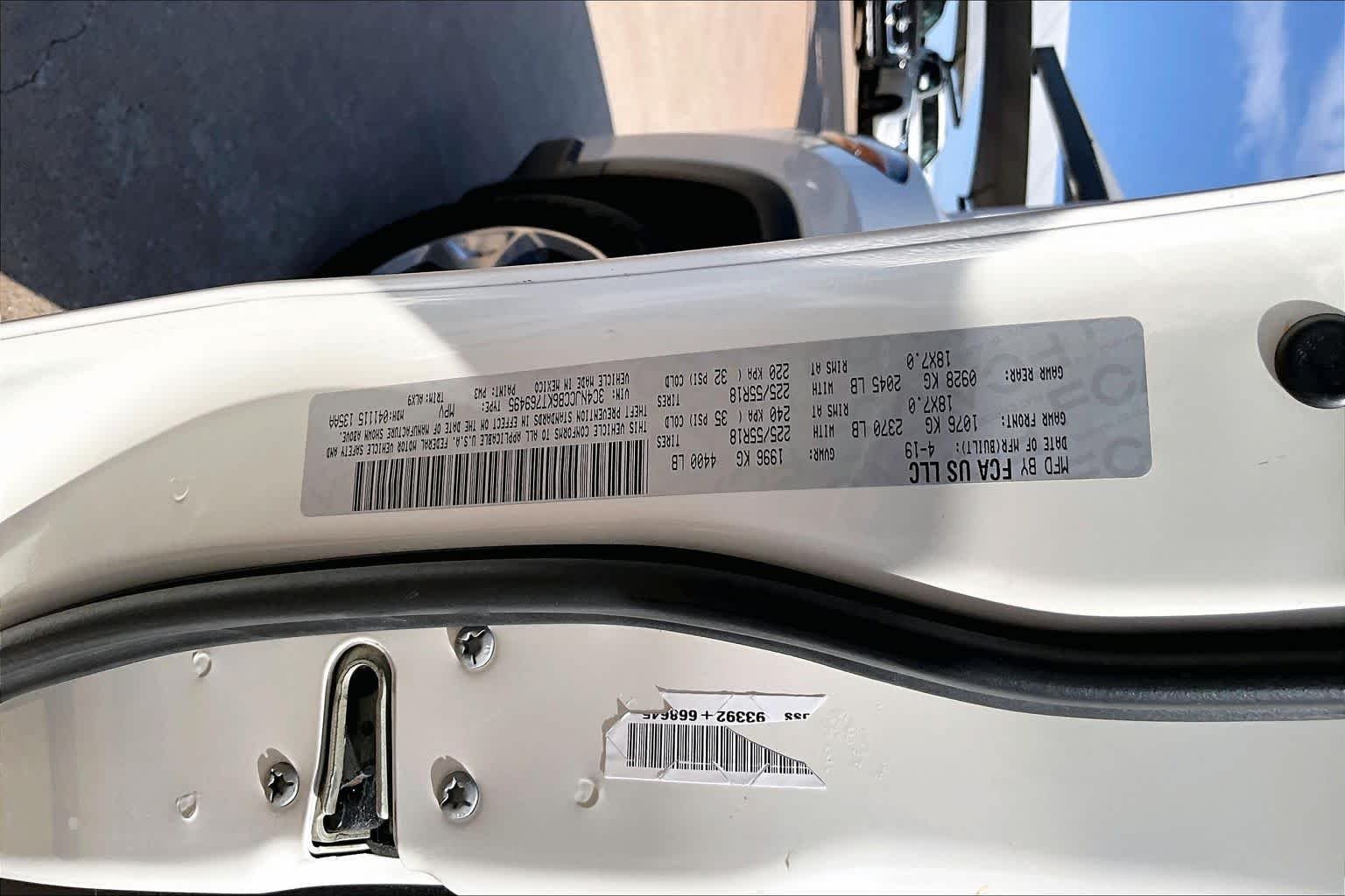 Used 2019 White Clearcoat Jeep Limited image 31