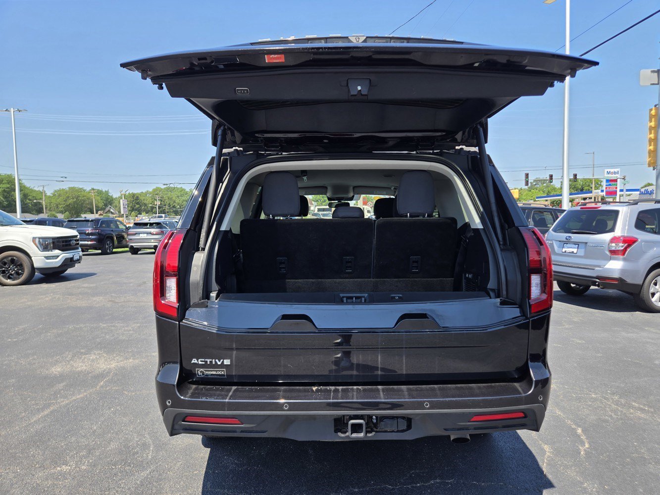 Used 2025 Black Ford Active image 29