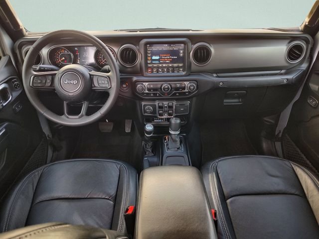 Used 2023 Silver Jeep Willys image 9