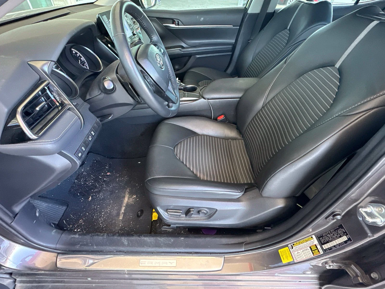 Used 2024 Gray Toyota SE image 9