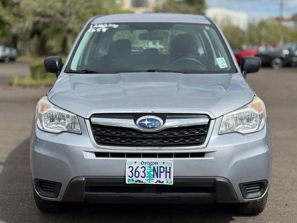 Used 2014 Silver Subaru 2.5i image 8