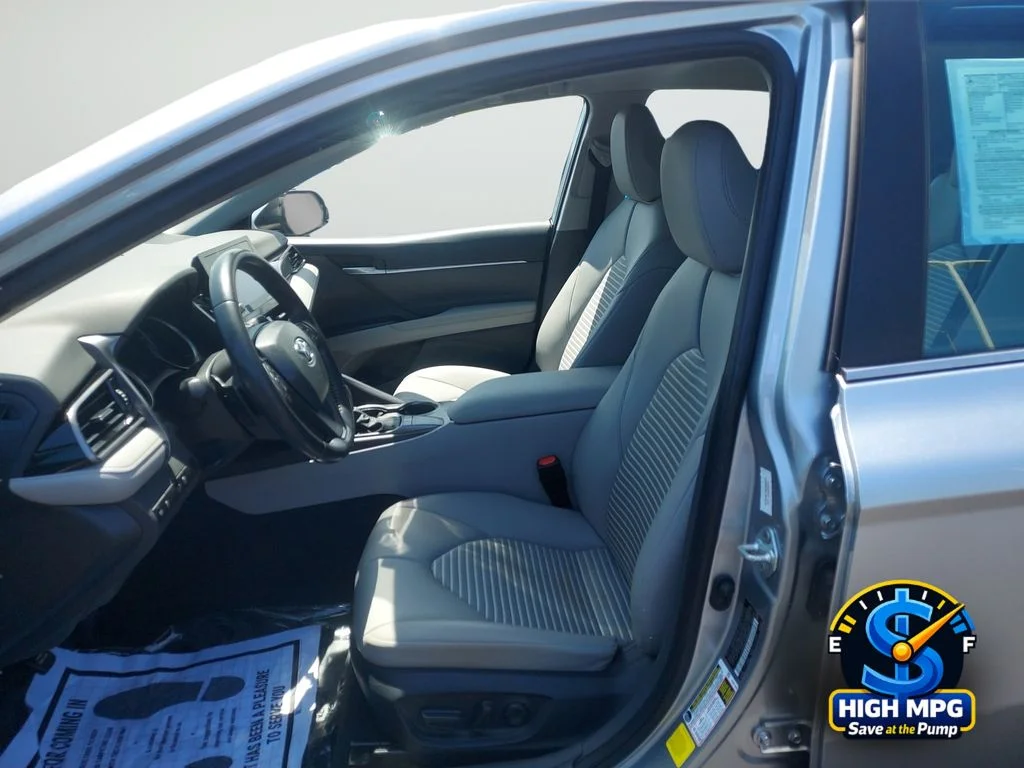 Used 2024 Silver Toyota SE image 27