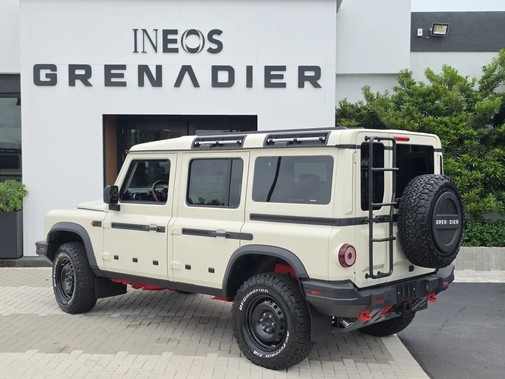 New 2026 Scottish White INEOS Trialmaster Edition image 4