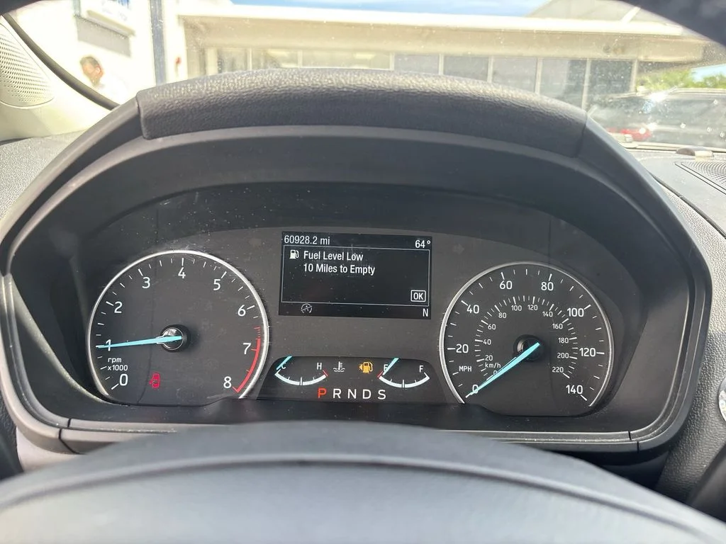 Used 2020 Gray Ford SE image 10