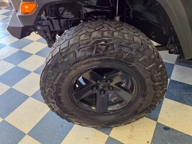 Used 2020 Black Jeep Unlimited Sport S image 7