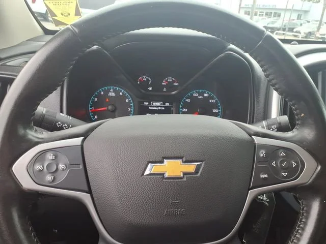 Used 2022 Summit White Chevrolet LT image 16