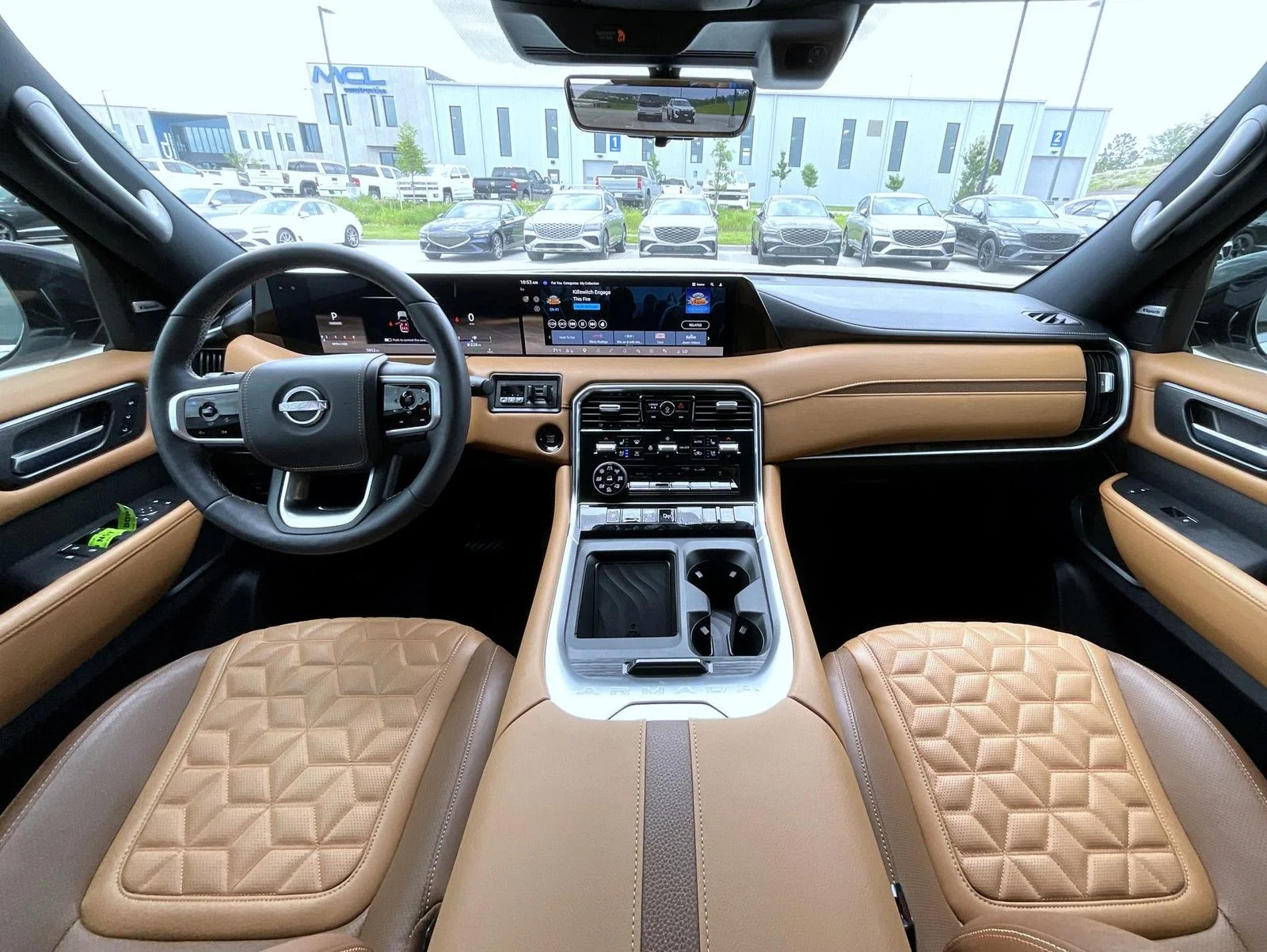 Used 2025 White Nissan Platinum Reserve image 15
