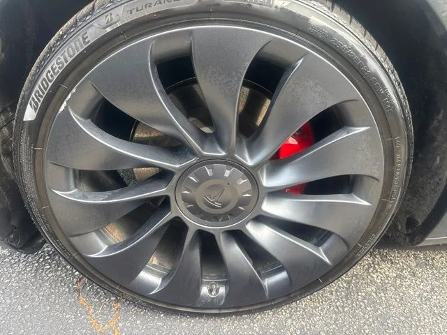 Used 2023 Black Tesla Performance image 4
