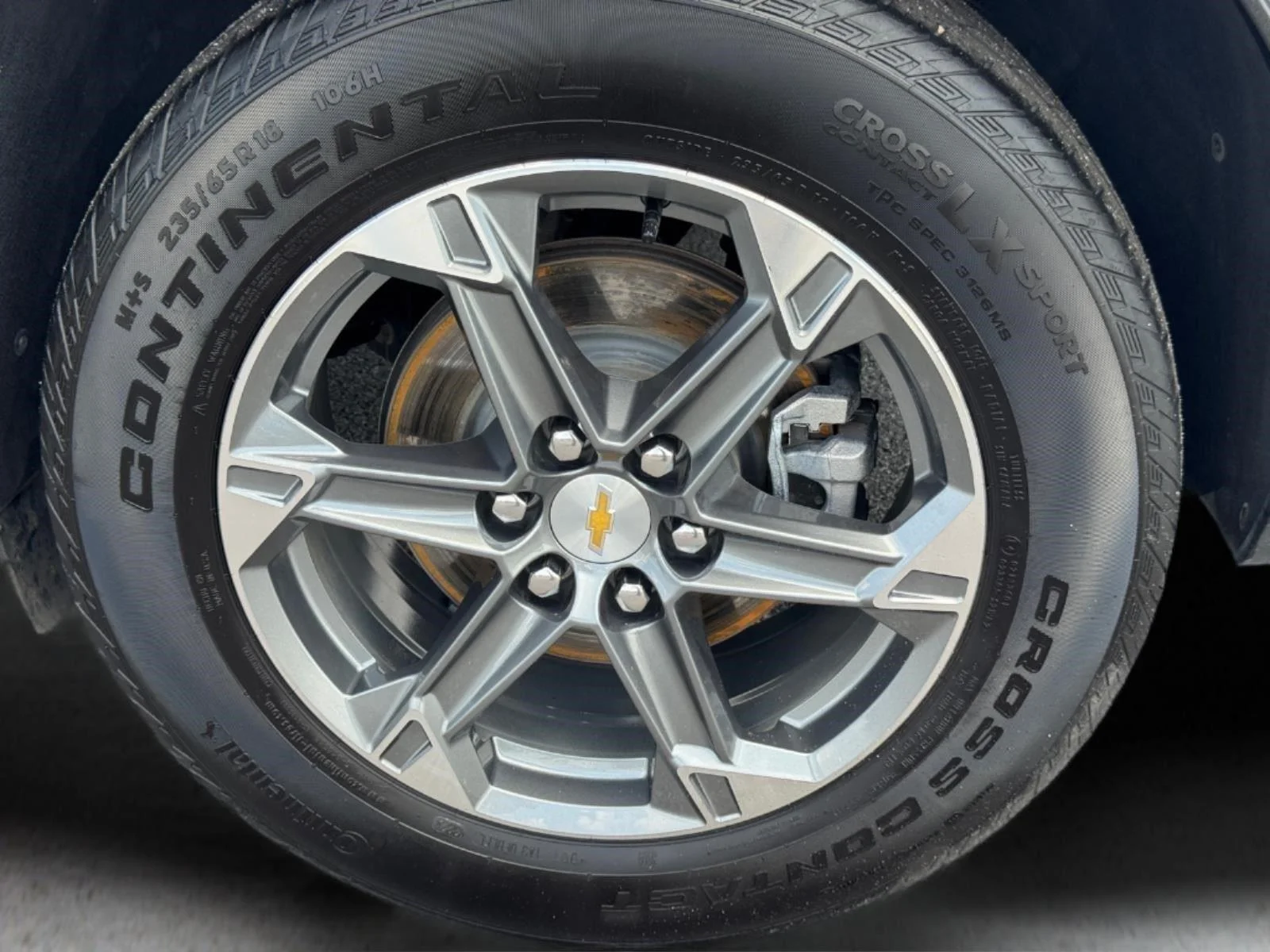 Used 2025 Sterling Gray Metallic Chevrolet LT image 29