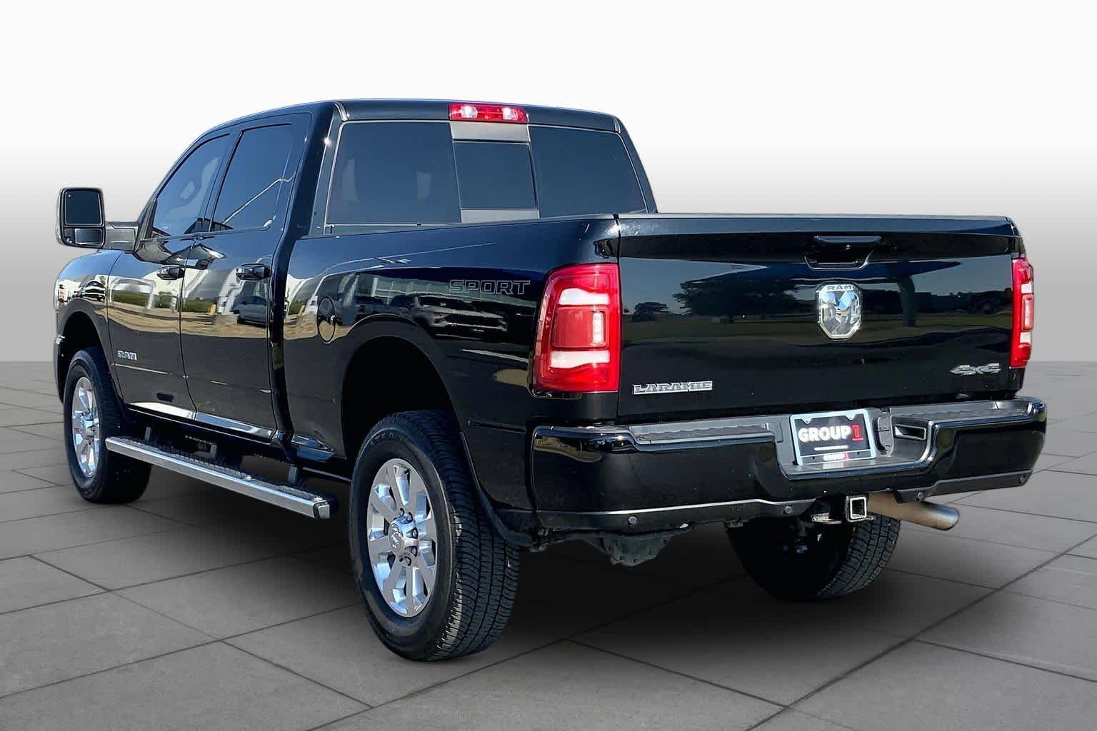 Used 2023 Diamond Black Crystal Pearlcoat Ram Laramie image 11