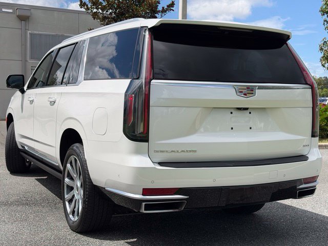 Used 2023 White Cadillac Premium Luxury Platinum image 7