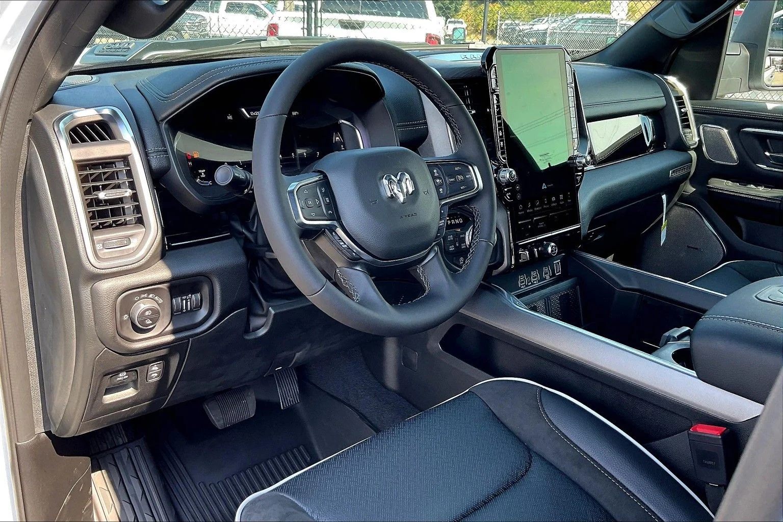 2026 RAM 1500 Laramie - Photo 6