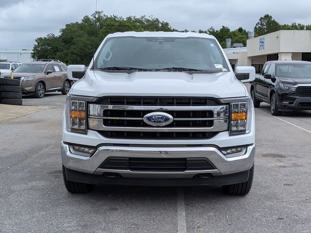 Used 2022 White Ford Lariat image 8