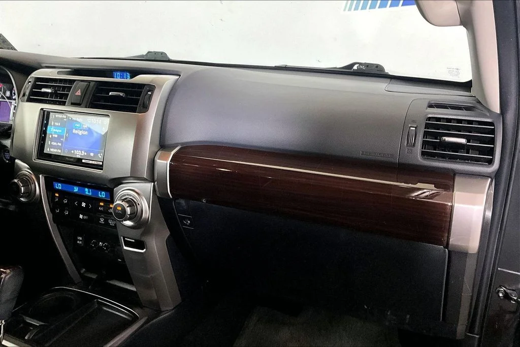 Used 2016 Black Toyota  image 12