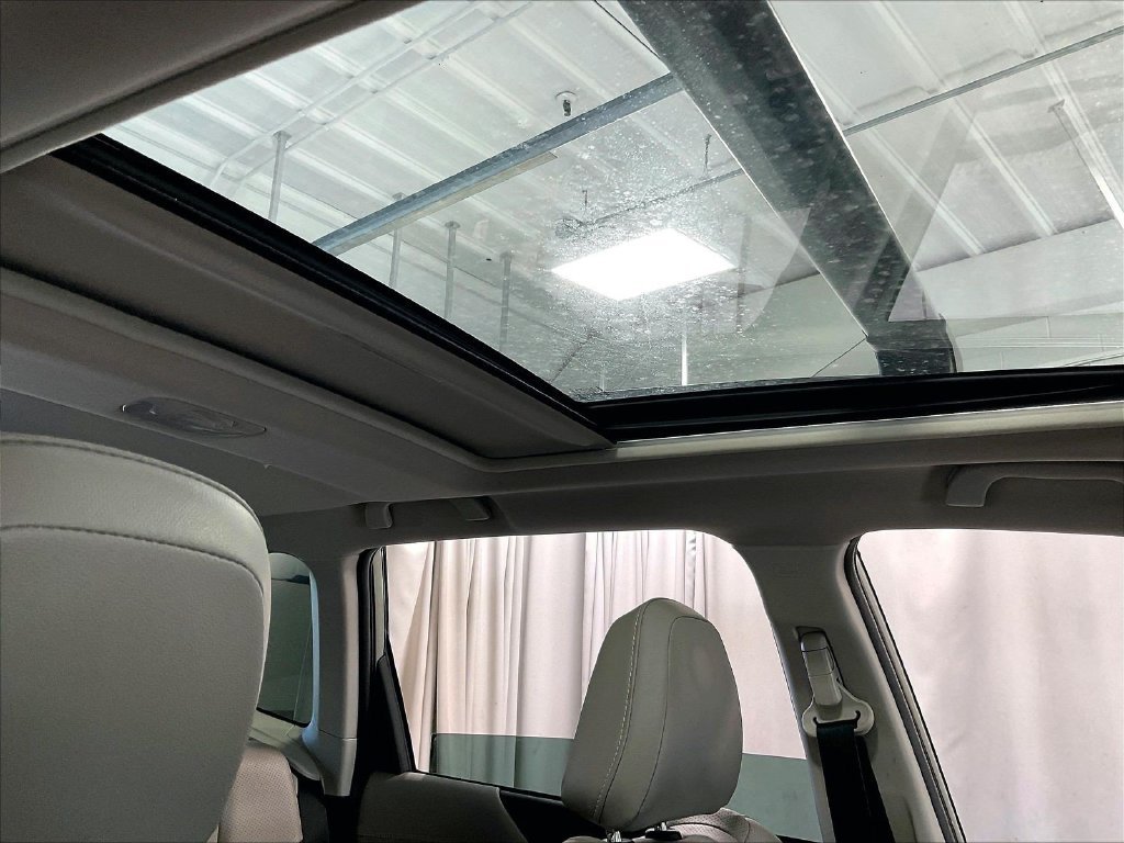 Used 2021 Green Subaru Limited image 23