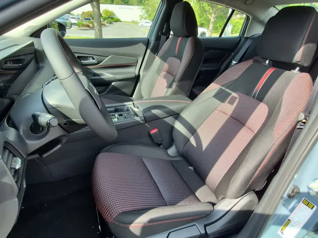 New 2027 Atlantic Gray Metallic Nissan SR image 10