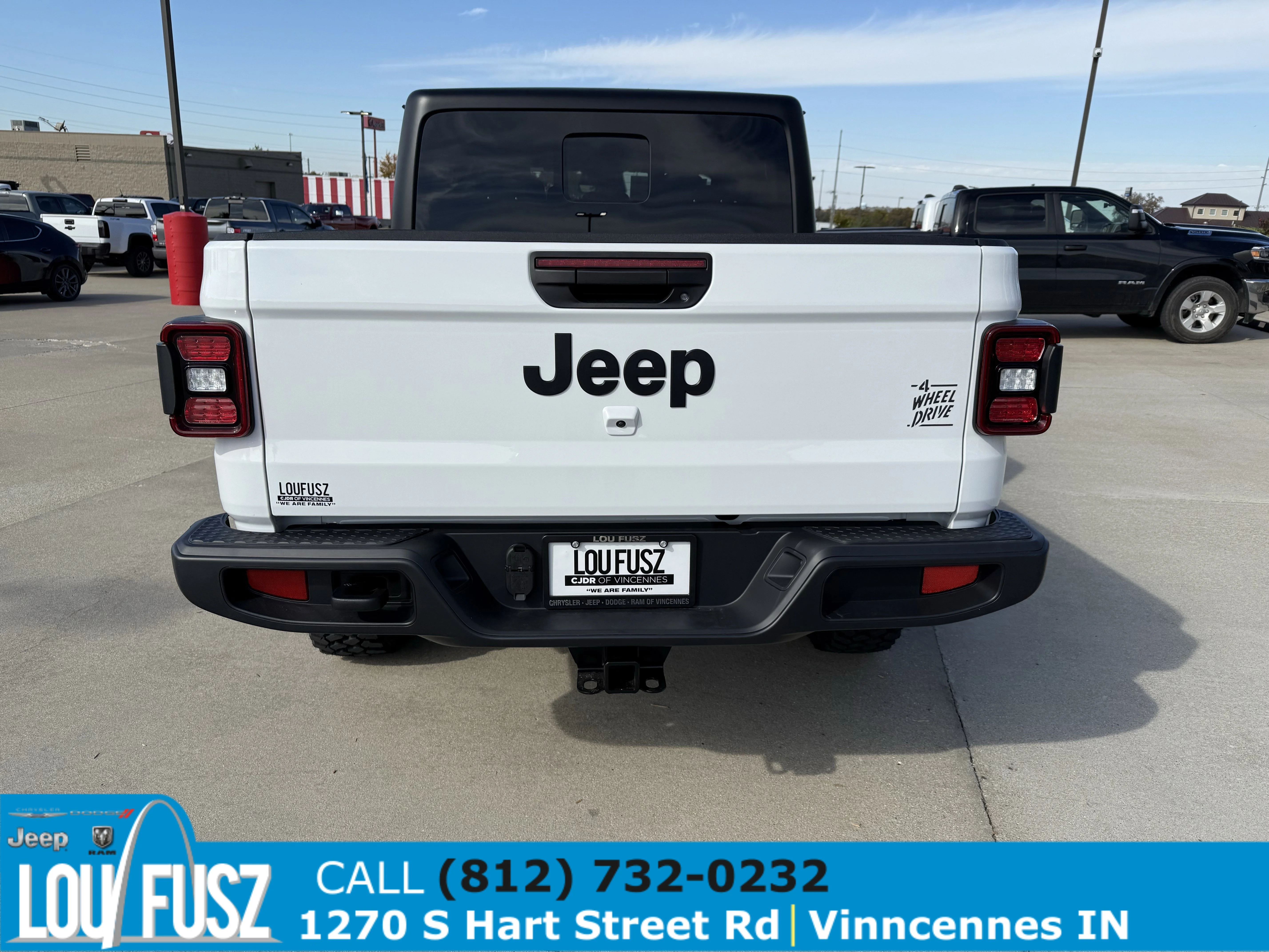 2026 Jeep Gladiator Willys - Photo 3