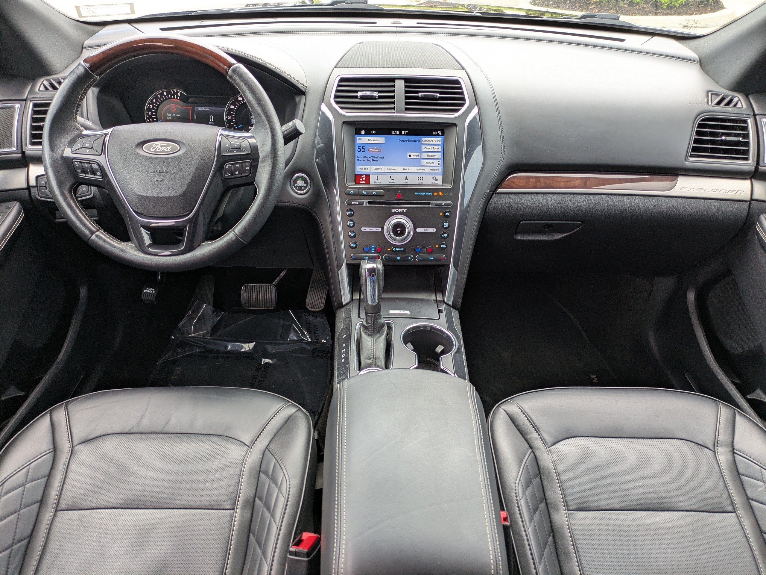 2018 Ford Explorer Platinum - Photo 14