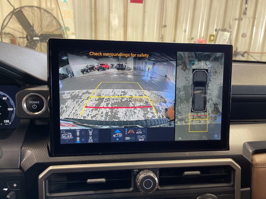 Certified Used 2025  Toyota Limited image 26