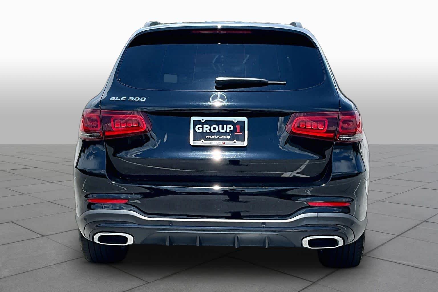 Used 2021 Black Mercedes-Benz GLC 300 image 5