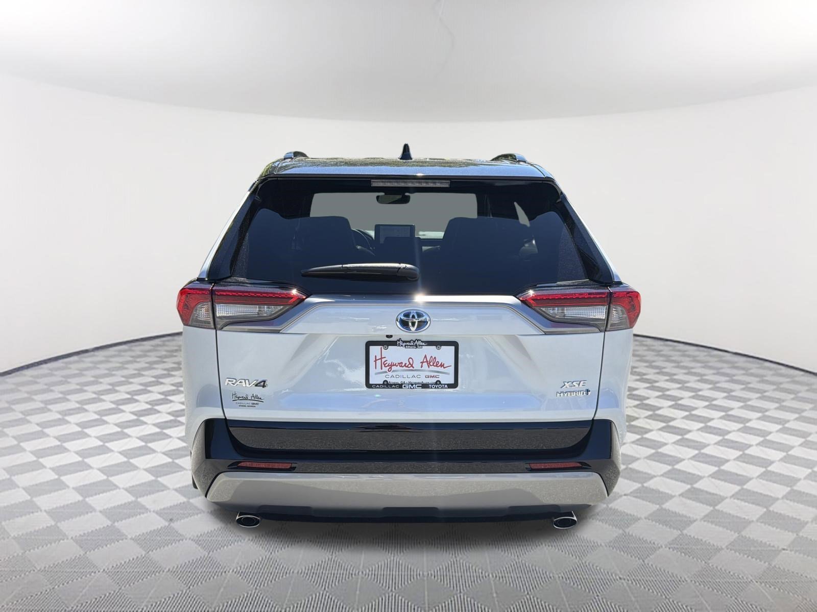 2024 Toyota RAV4 XSE - Photo 4