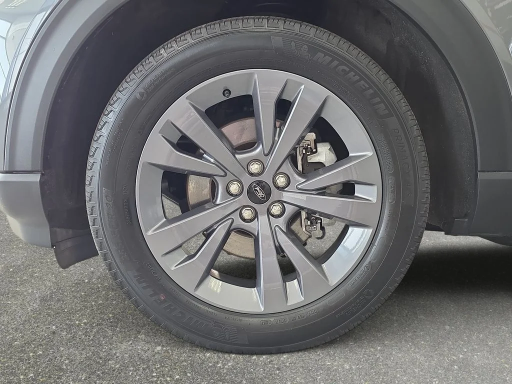 Certified Used 2023 Carbonized Gray Metallic Ford XLT image 30