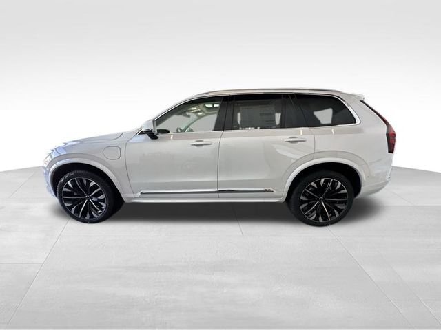 New 2026 White Volvo T8 Ultra image 9