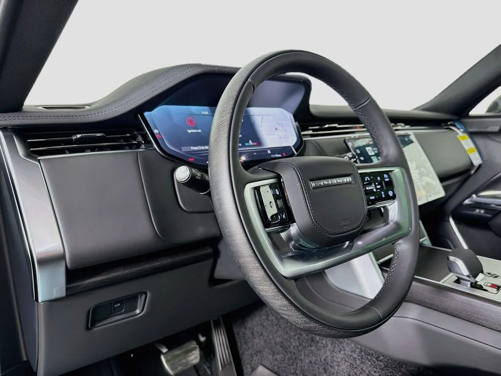 New 2026 Santorini Black Land Rover SE image 9