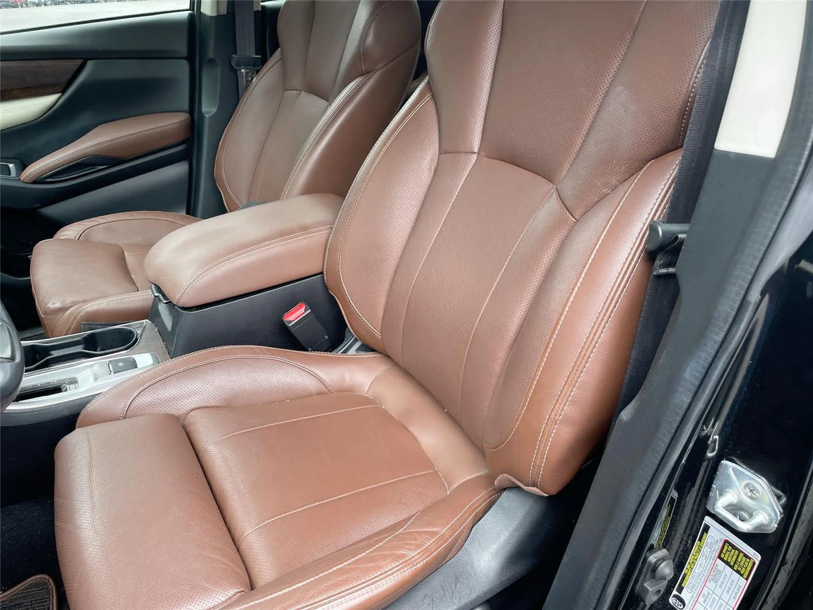 Used 2021 Crystal Black Silica Subaru Touring image 10