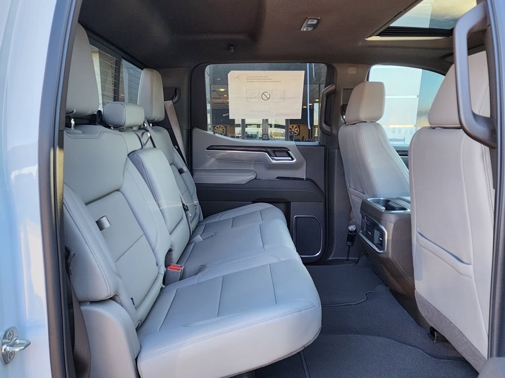 2026 GMC Sierra 1500 SLT - Photo 44